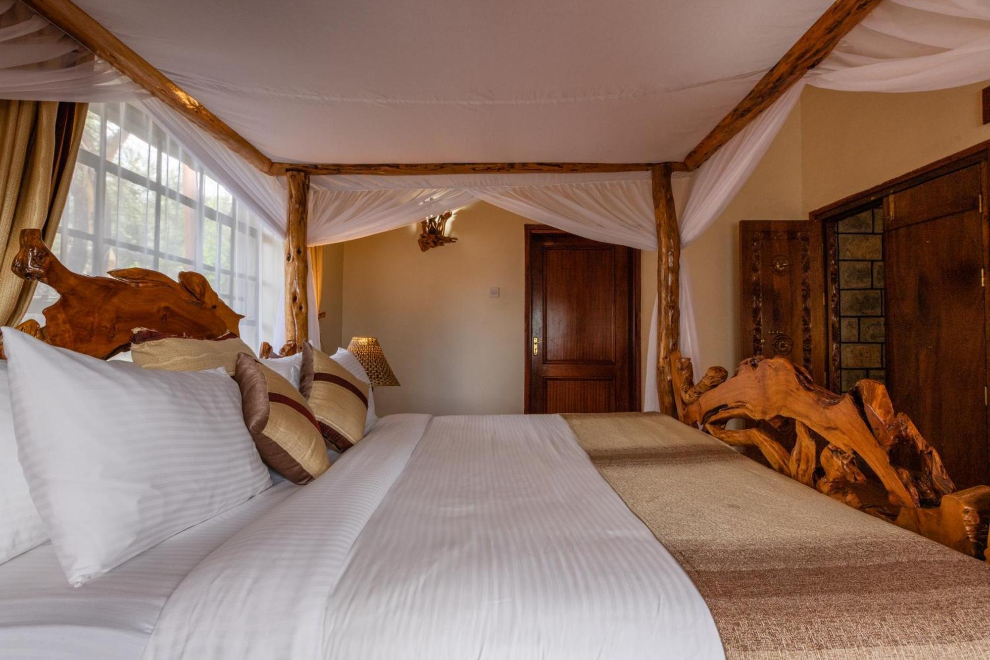 Naivasha Kongoni Lodge - Lakefront Getaway エクステリア 写真
