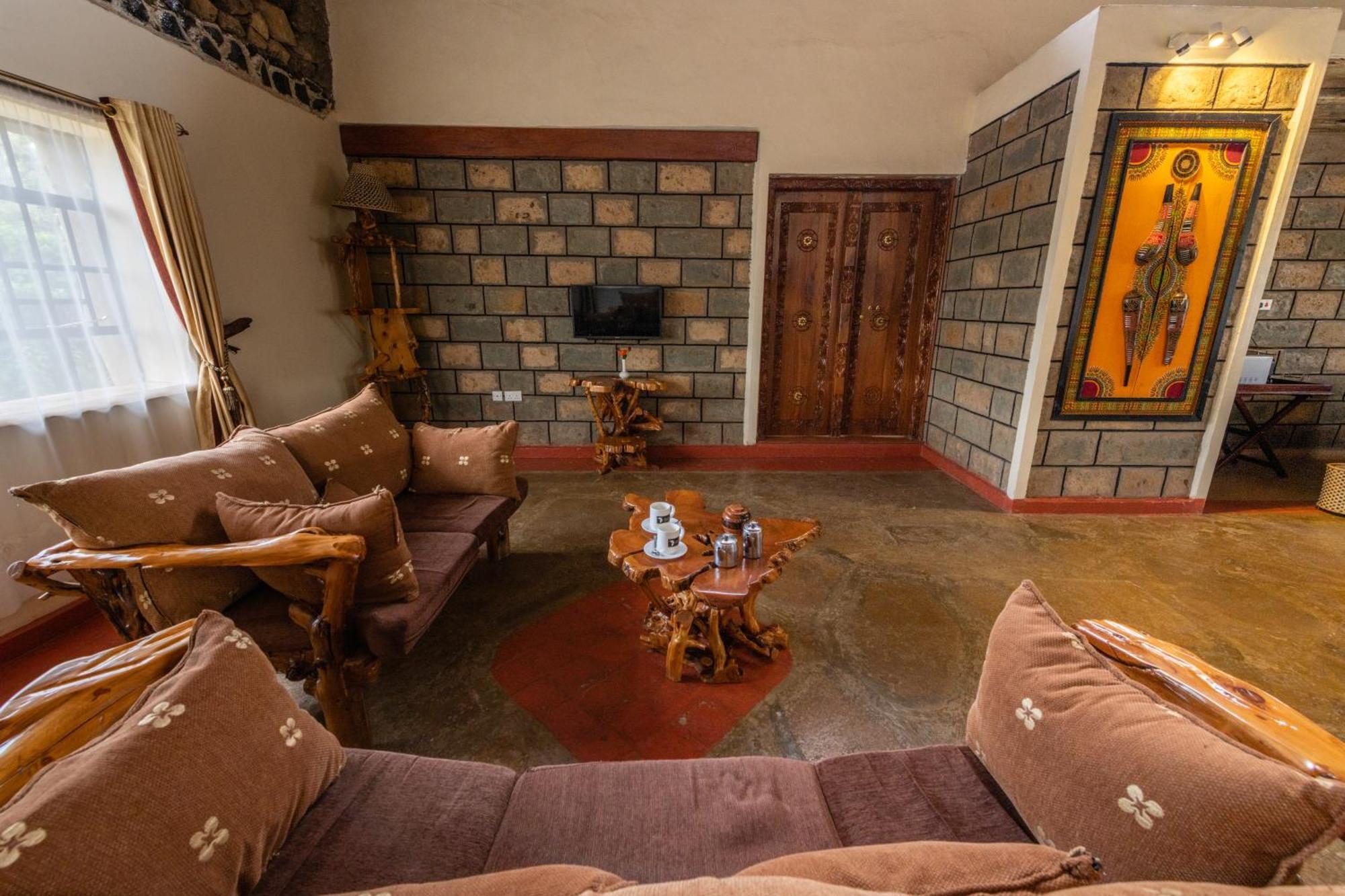 Naivasha Kongoni Lodge - Lakefront Getaway エクステリア 写真