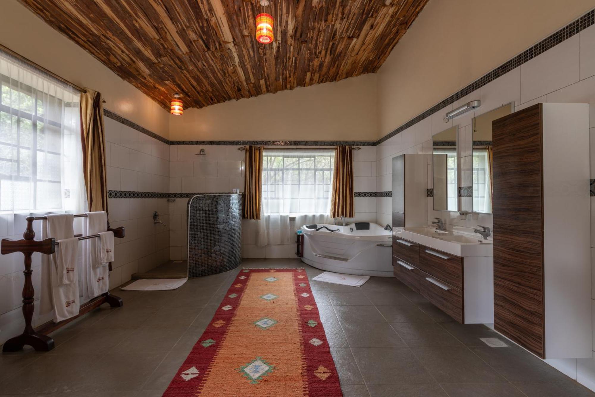 Naivasha Kongoni Lodge - Lakefront Getaway エクステリア 写真