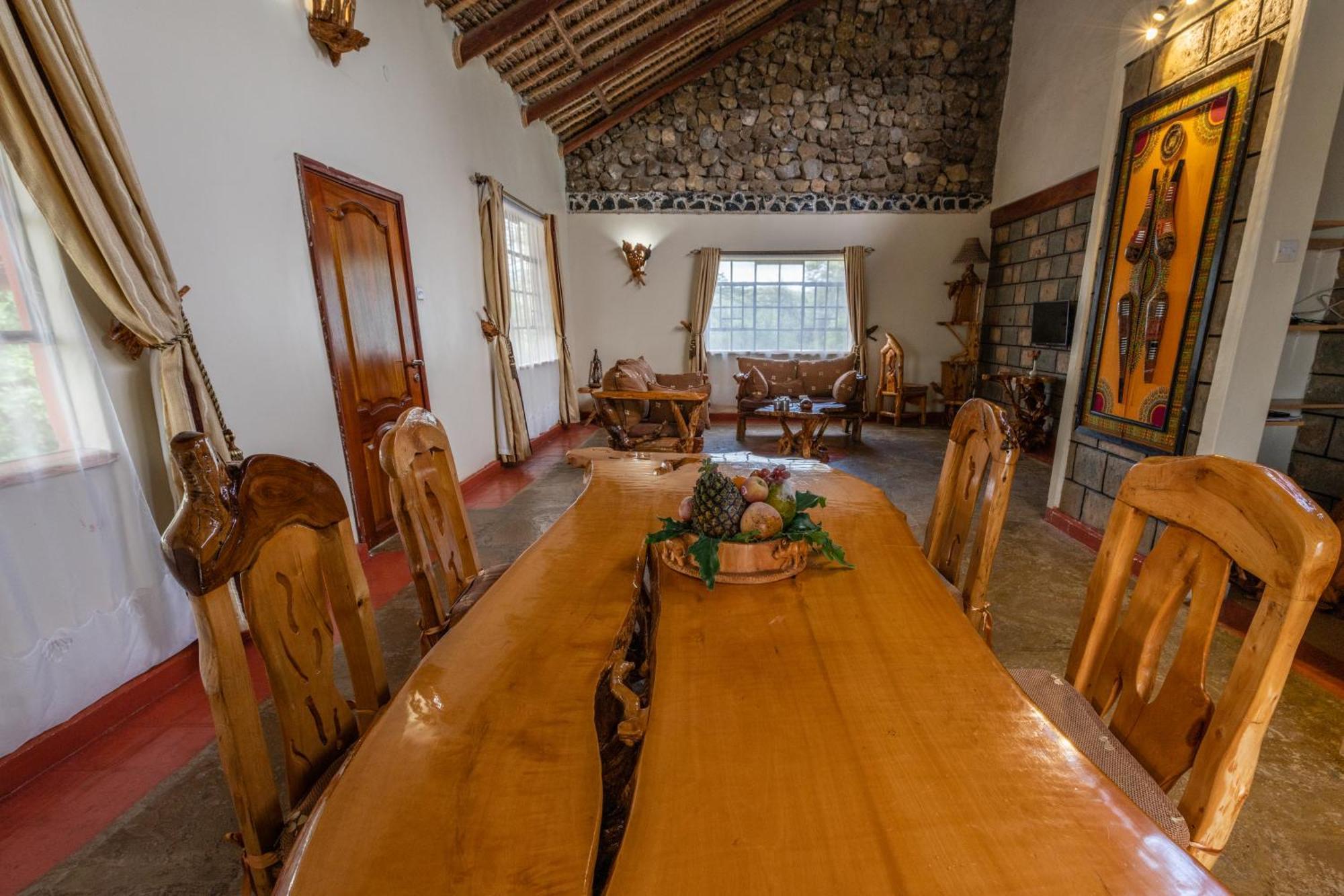 Naivasha Kongoni Lodge - Lakefront Getaway エクステリア 写真